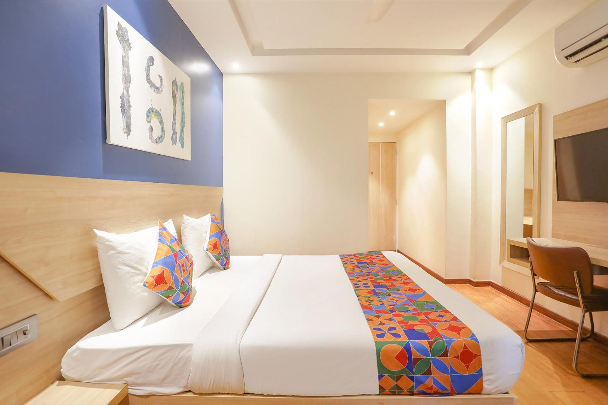 Fabhotel Jhs Studio Gurgaon Esterno foto